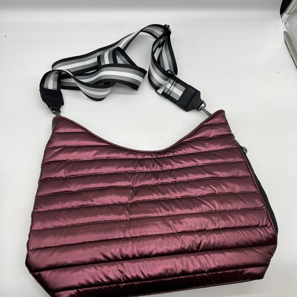 Think Royln Hobo with Crossbody Straps The Beverly Pearl Wine - Picture 1 of 16